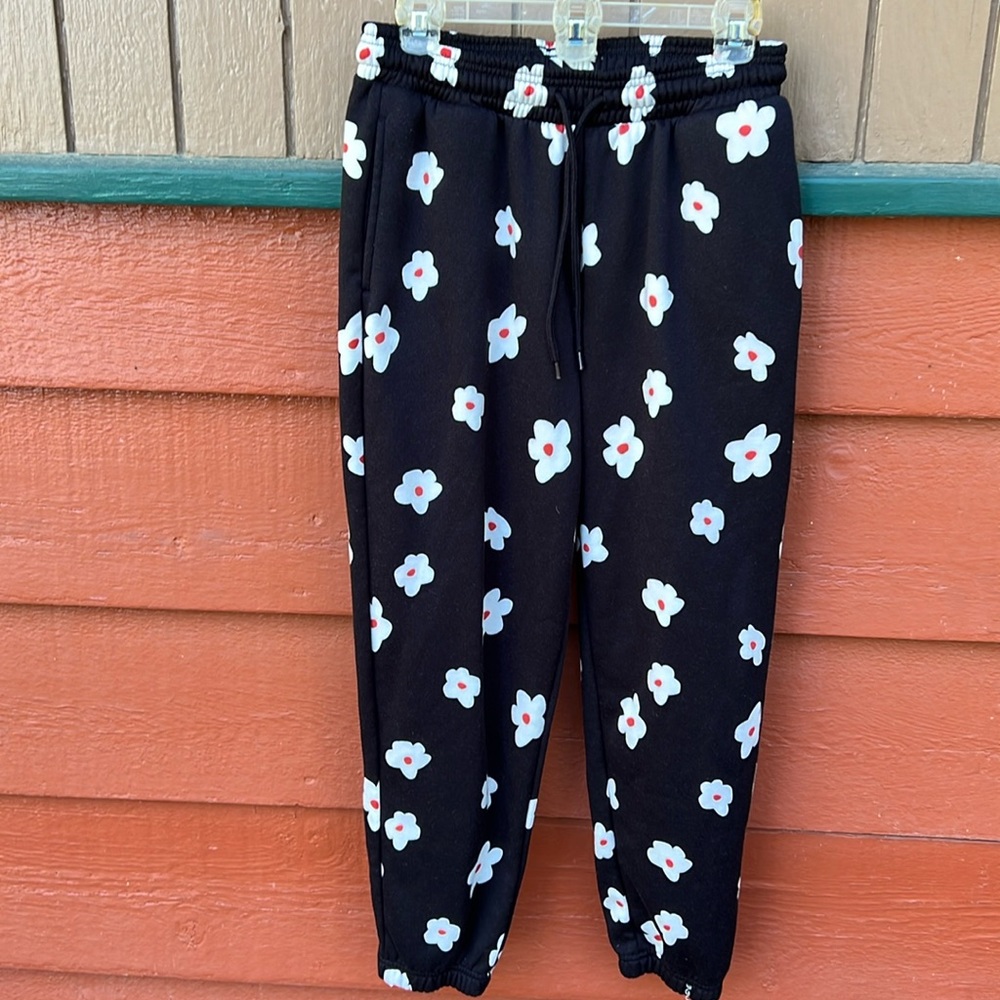 Black Jogger-style Sweatpants